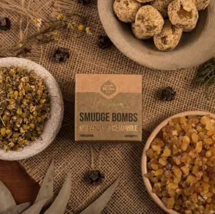 Smudge Bomb Premium - Frankincense & Chamomile